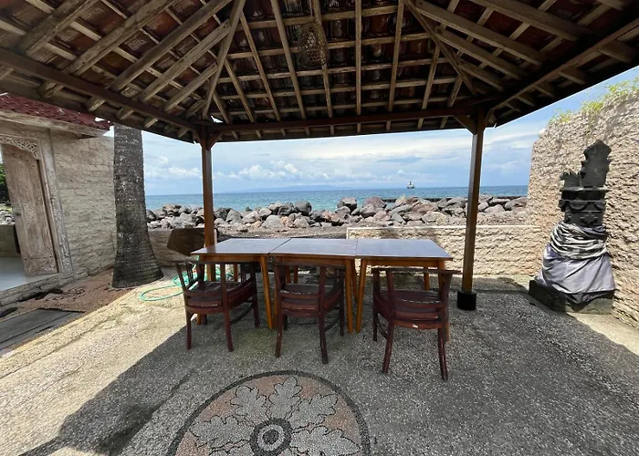 Catra Homestay Beachroom 10 B
